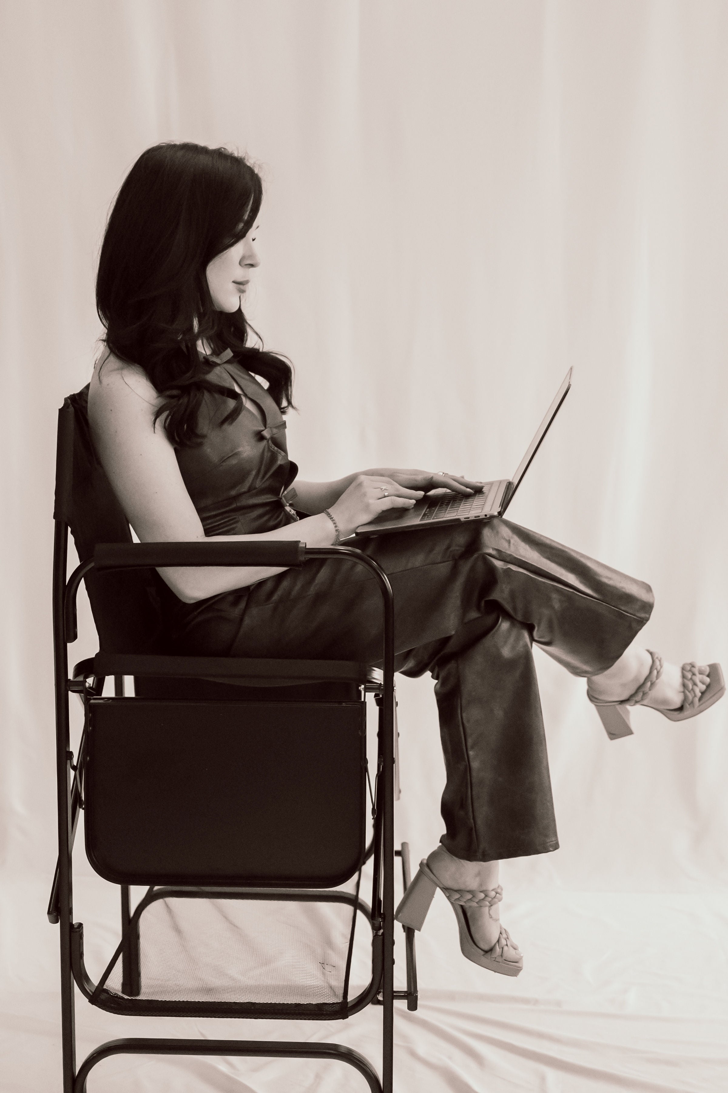 Virtual skincare consultation at Level Aesthetics -- online skin analysis and personalized skincare advice